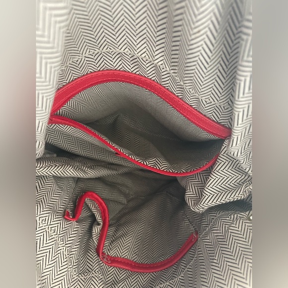 Steve Madden Red/Orange Large Tote Shoulder Bag Extendable Logo Detachable Strap - Picture 9 of 17